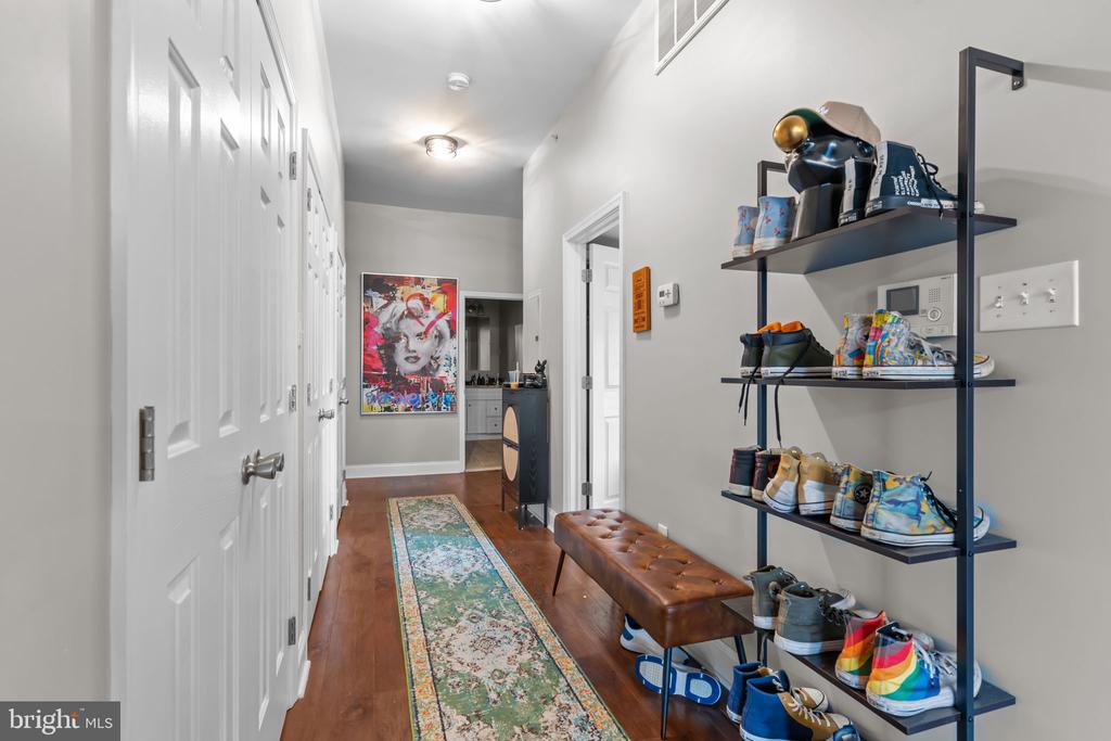 1801 E PASSYUNK AVENUE APT B