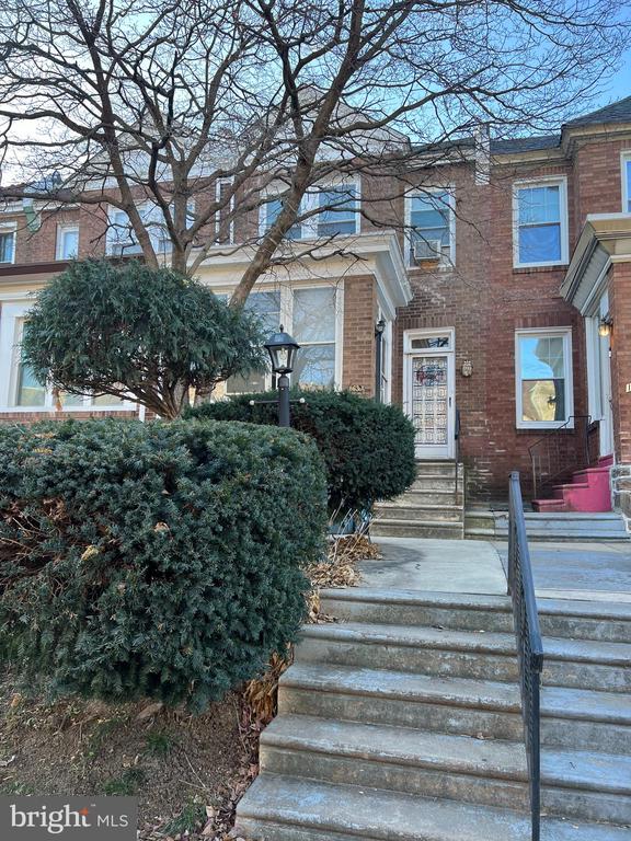 1630 CONLYN STREET 2