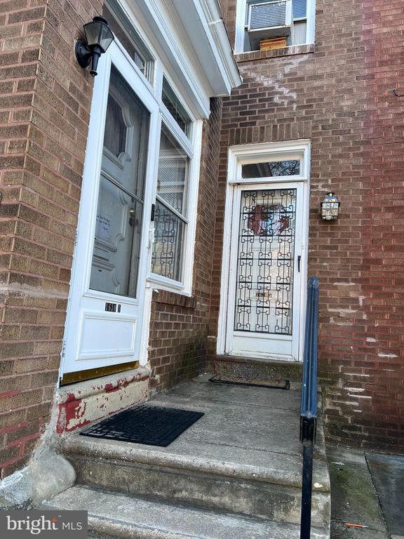 1630 CONLYN STREET 2