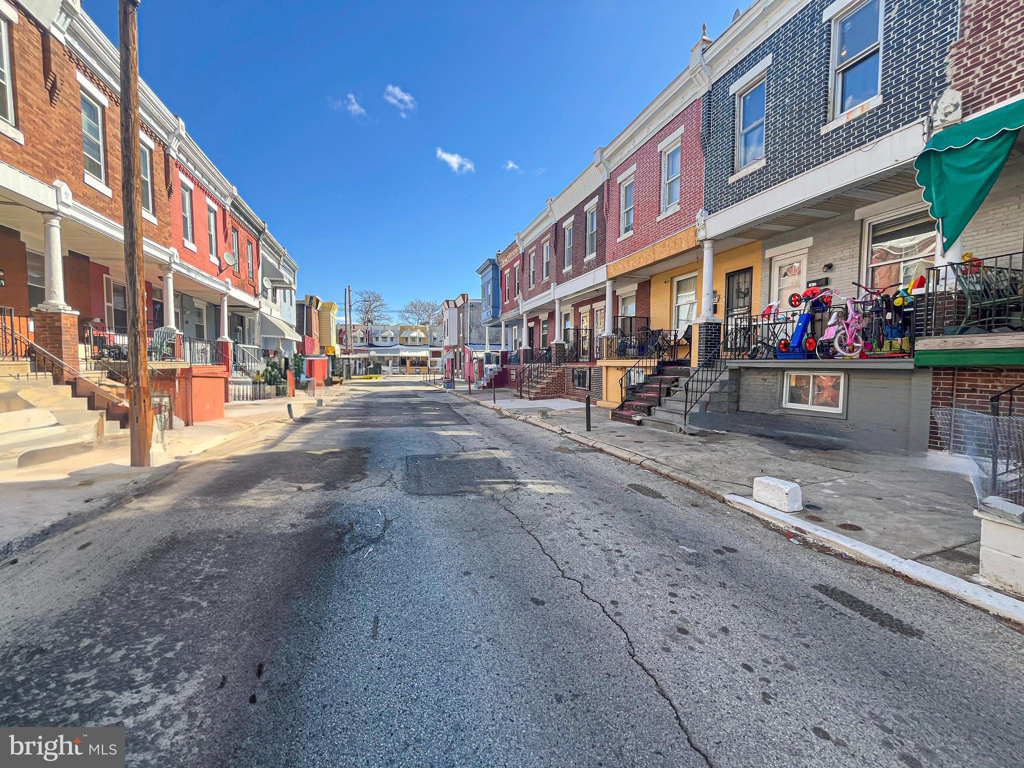 2825 W CLEMENTINE STREET