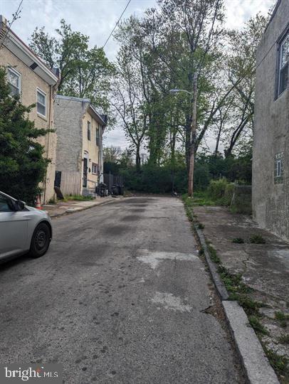 615 E MECHANIC STREET