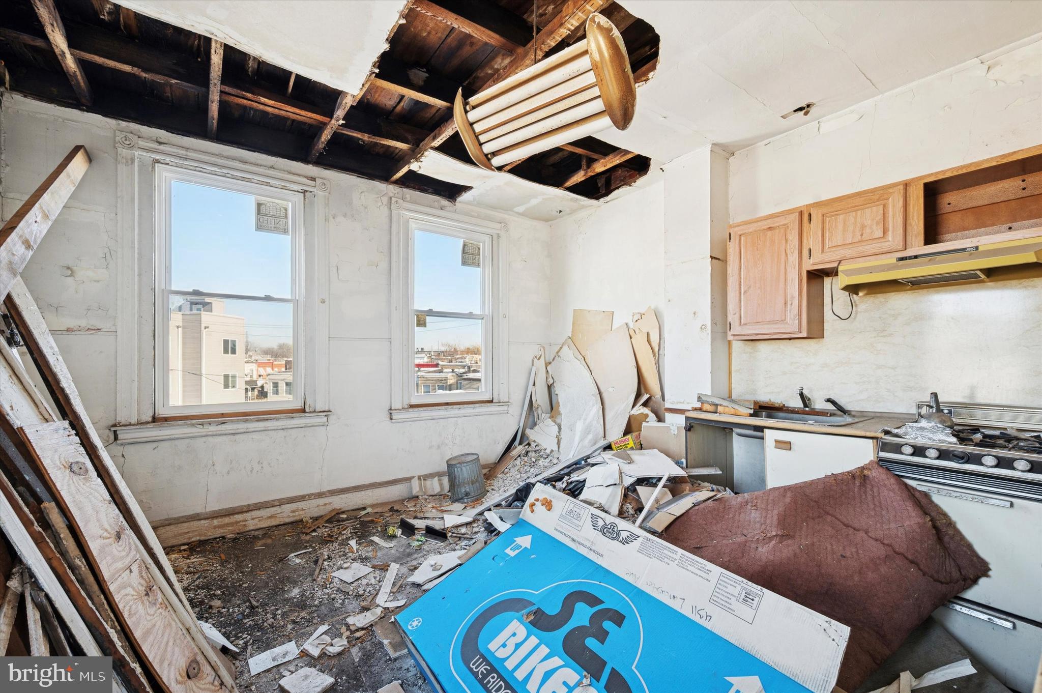 4311-13 LANCASTER AVENUE