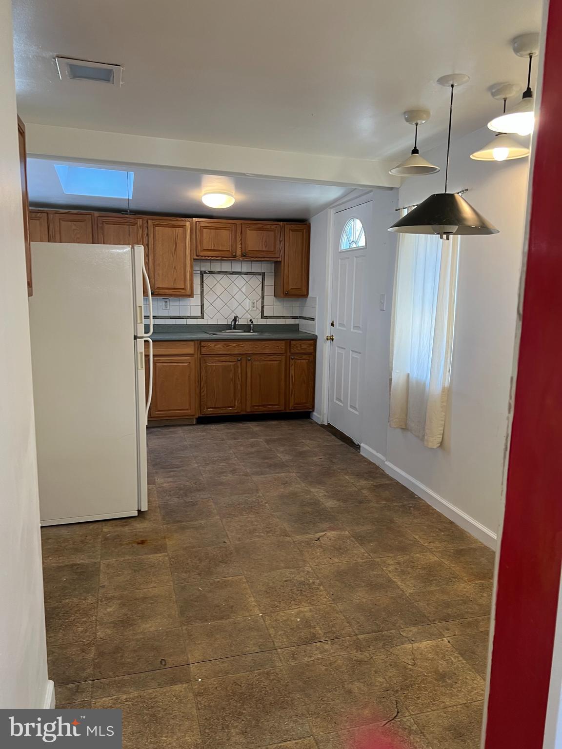 8048 MONTAGUE STREET