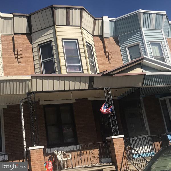 1943 E PACIFIC STREET