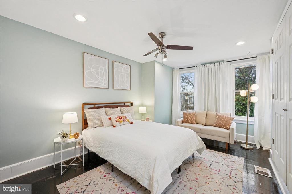 1423 S 54TH STREET