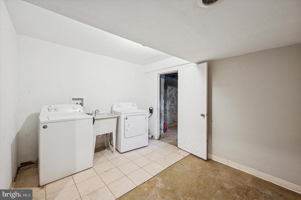 1423 S 54TH STREET