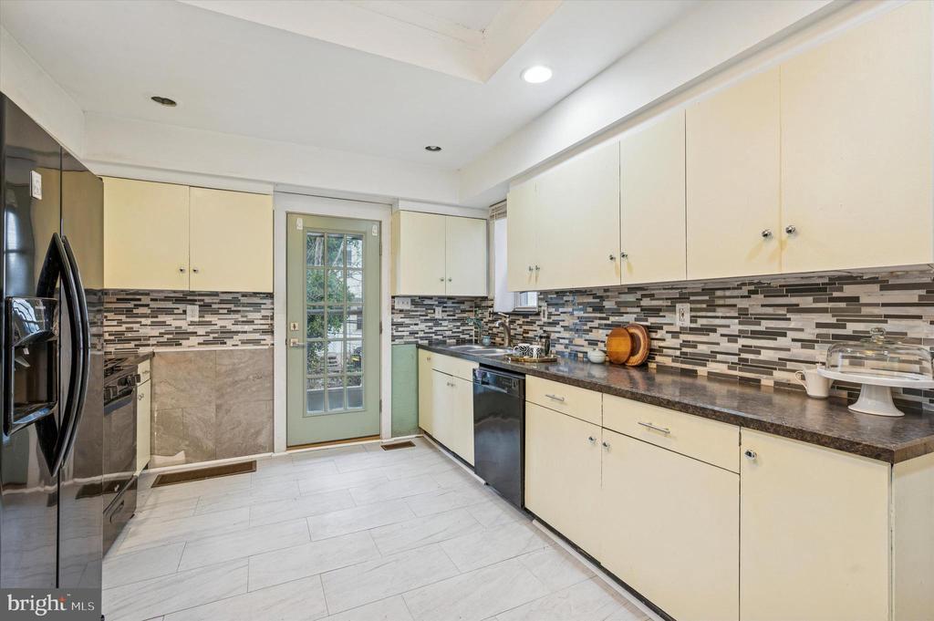 1423 S 54TH STREET