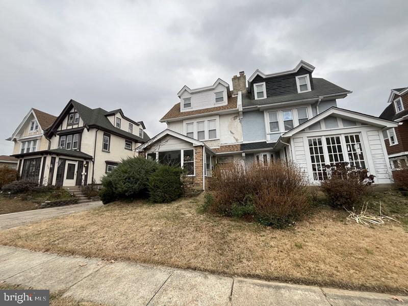 6419 N FAIRHILL STREET