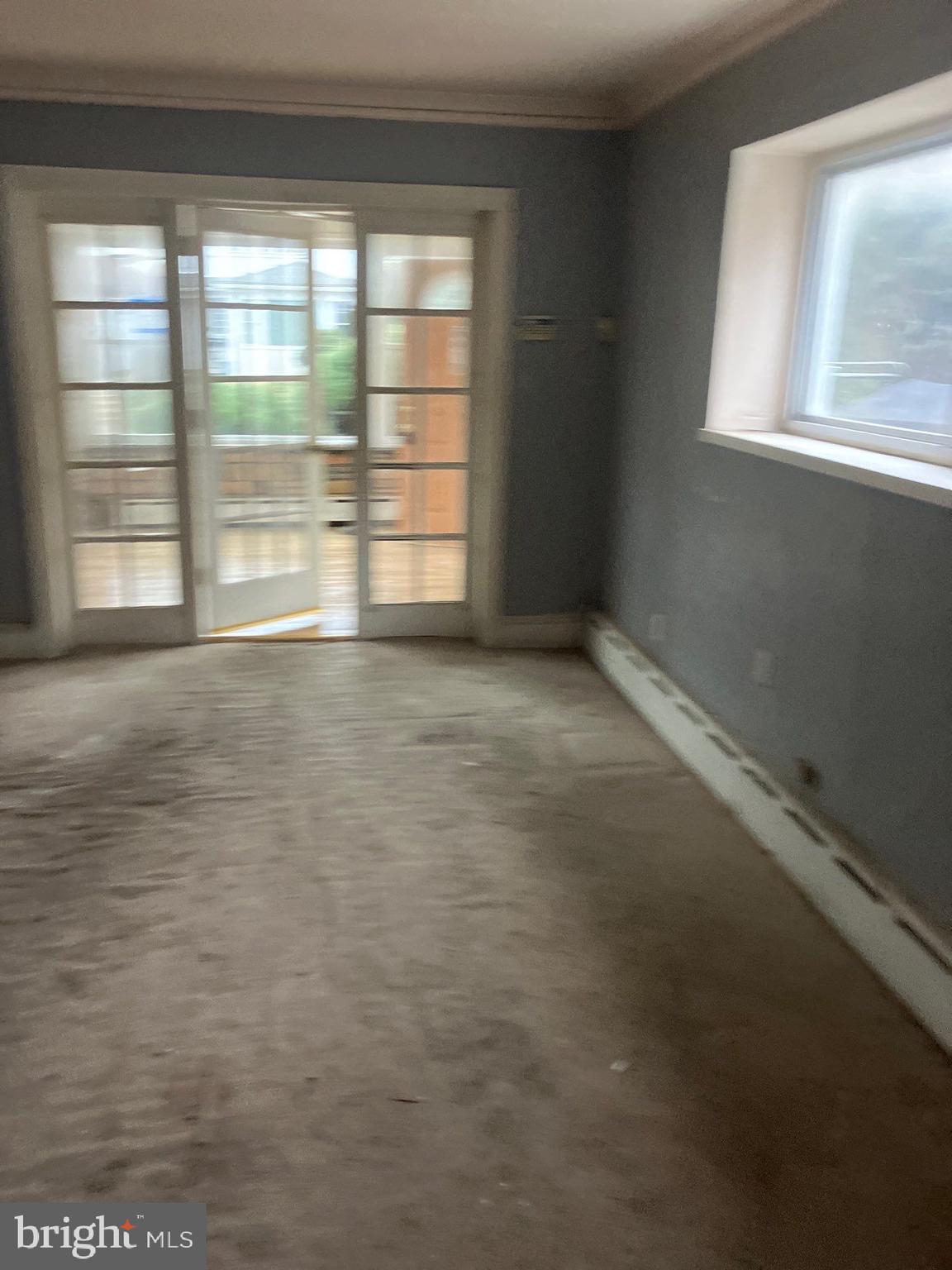 6419 N FAIRHILL STREET