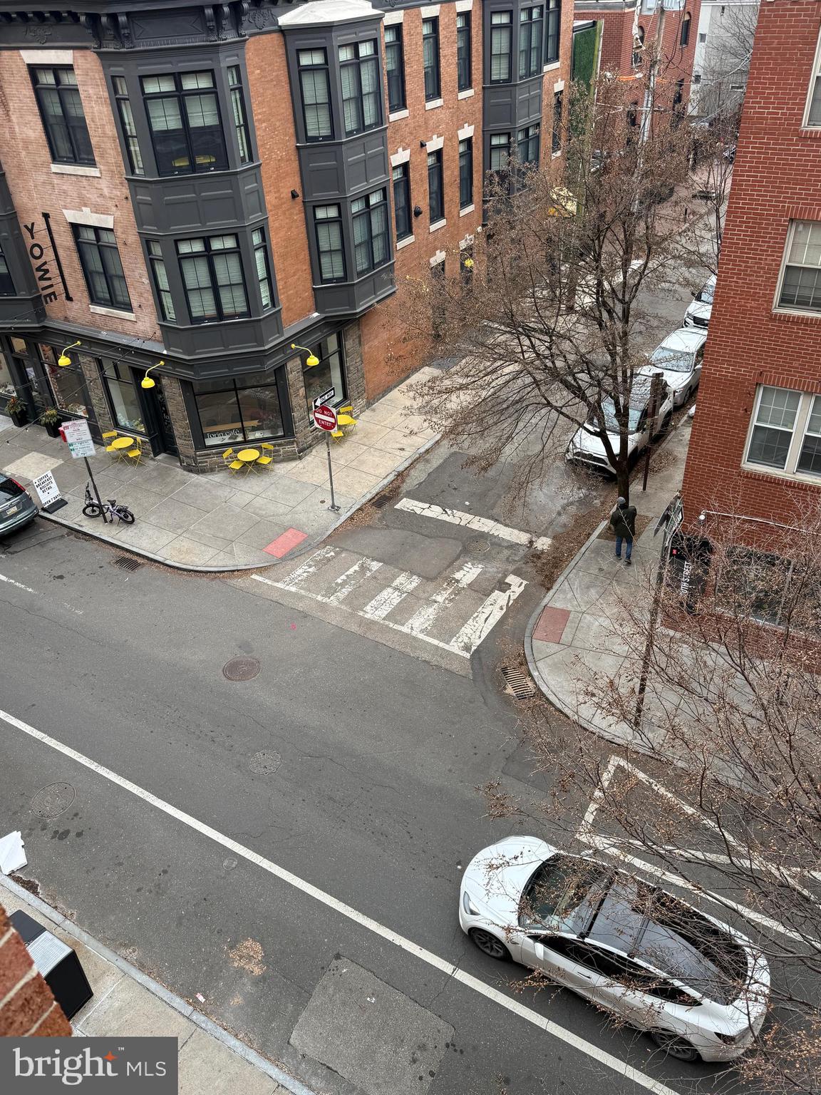 200 LOMBARD STREET 625