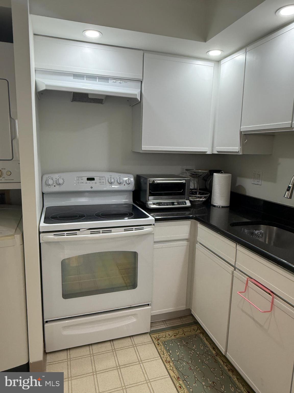 200 LOMBARD STREET 625