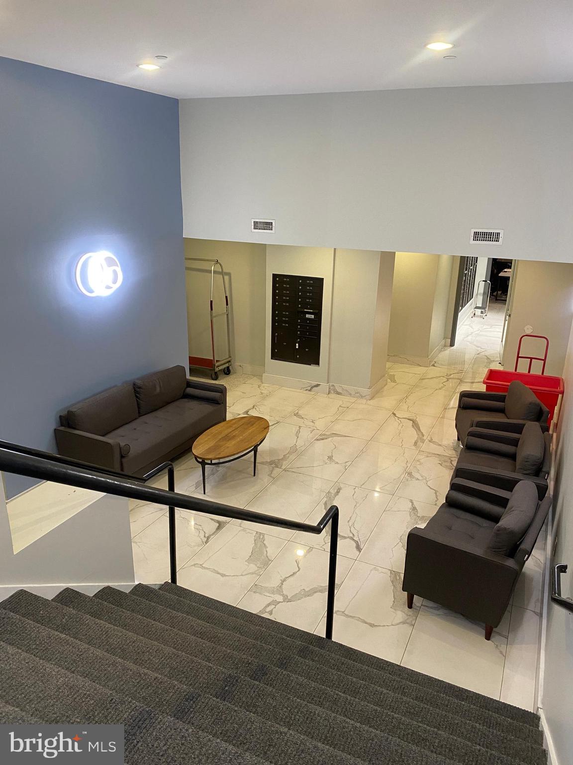 200 LOMBARD STREET 625