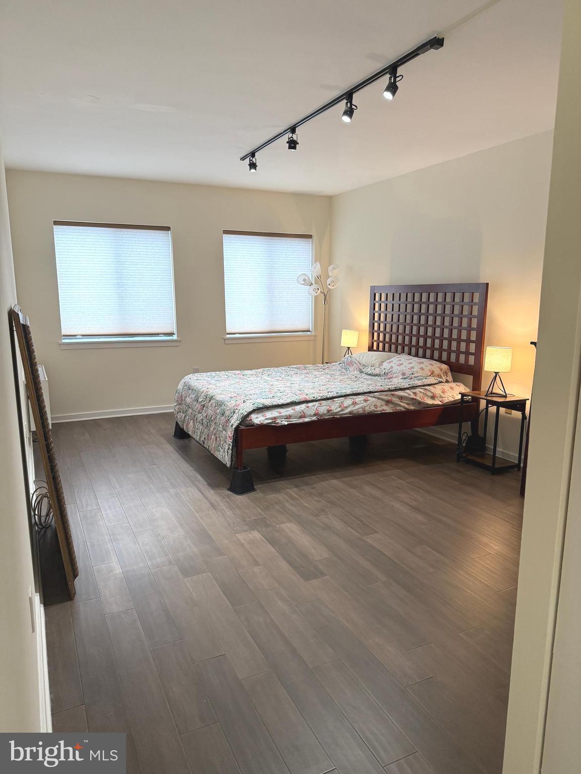 200 LOMBARD STREET 625