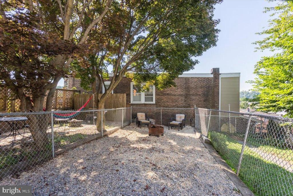 214 RIPKA STREET