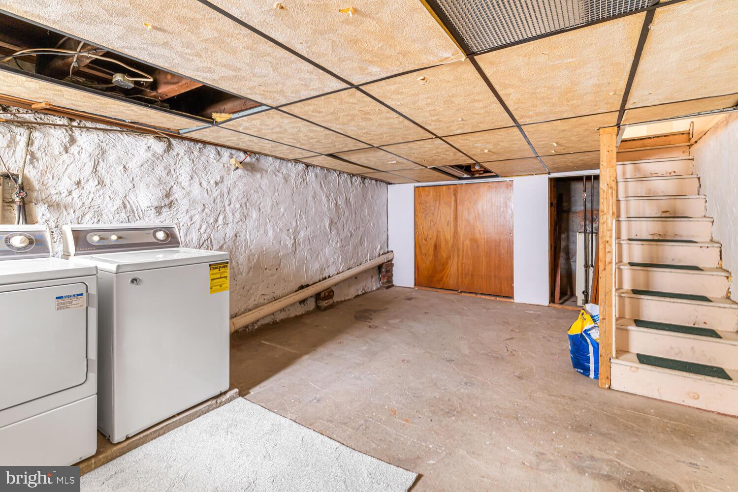 809 MCCLELLAN STREET