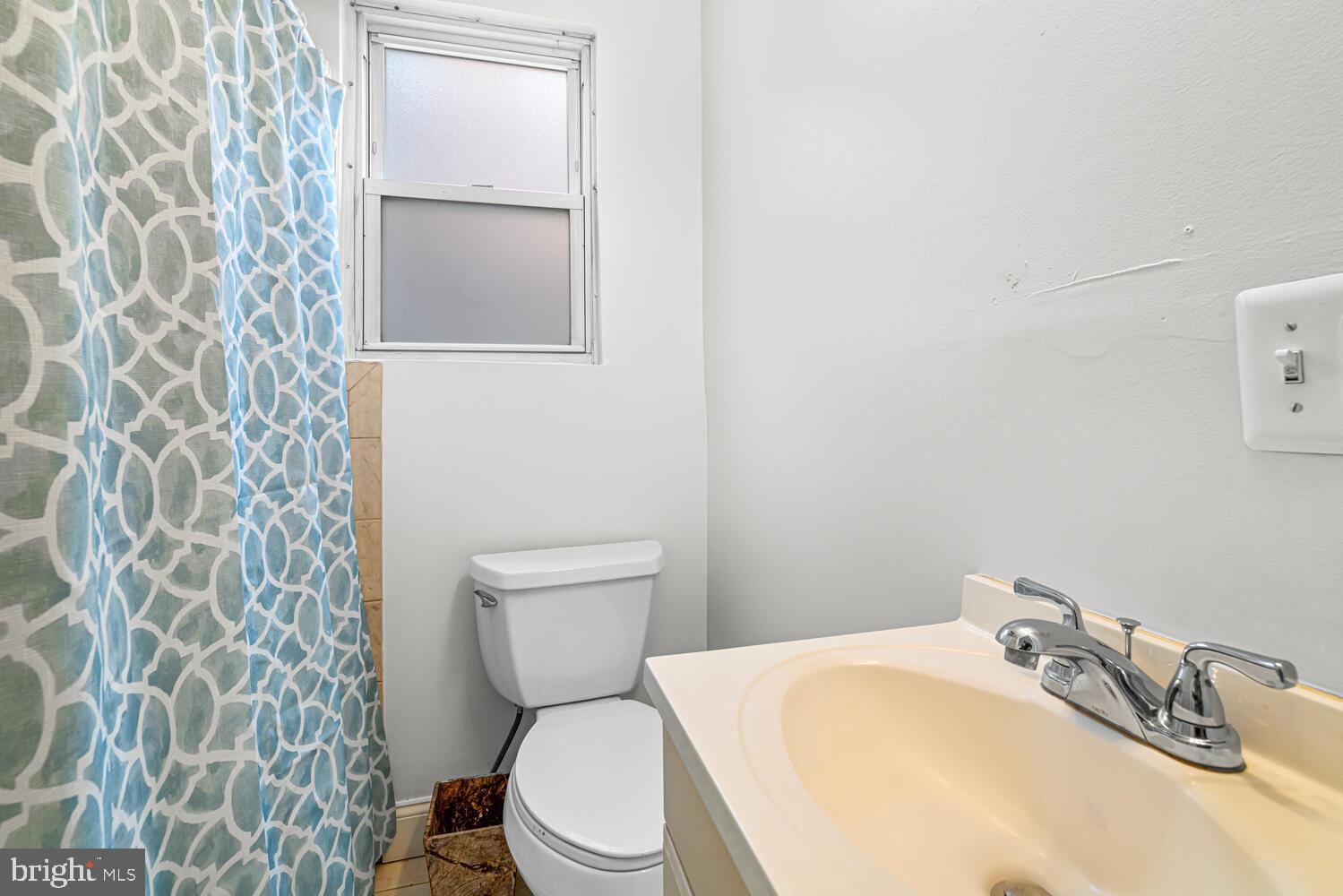 809 MCCLELLAN STREET