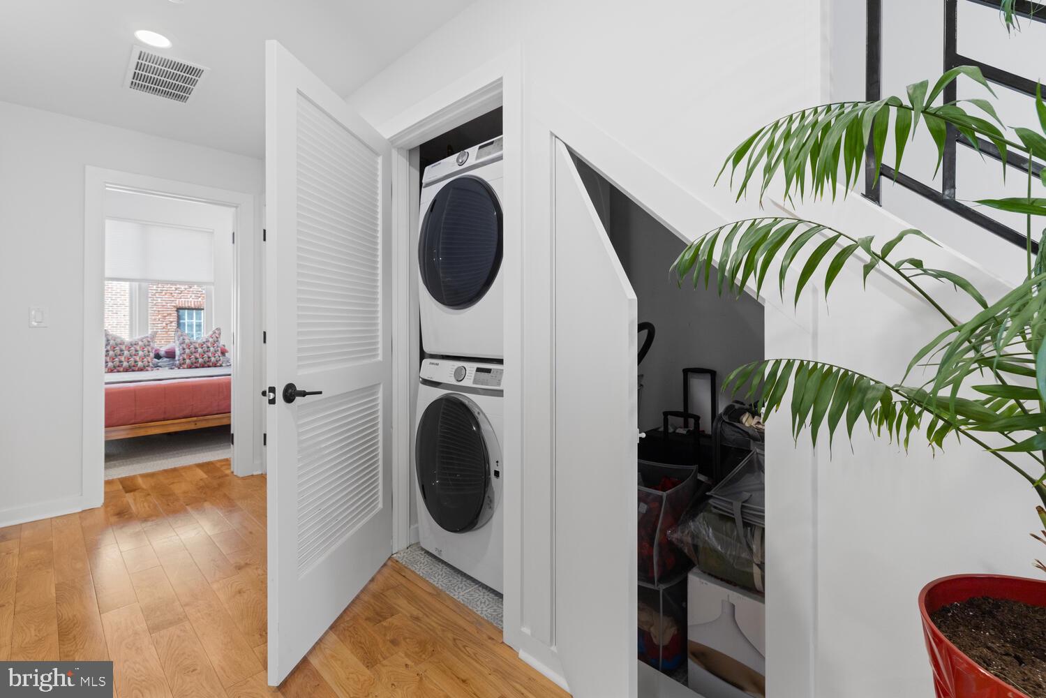 23 E DURHAM STREET C2