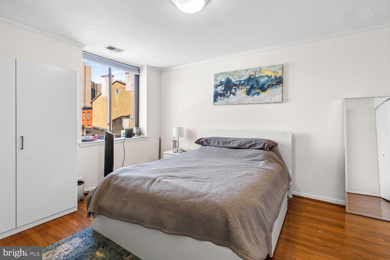 1137 PINE STREET E 300