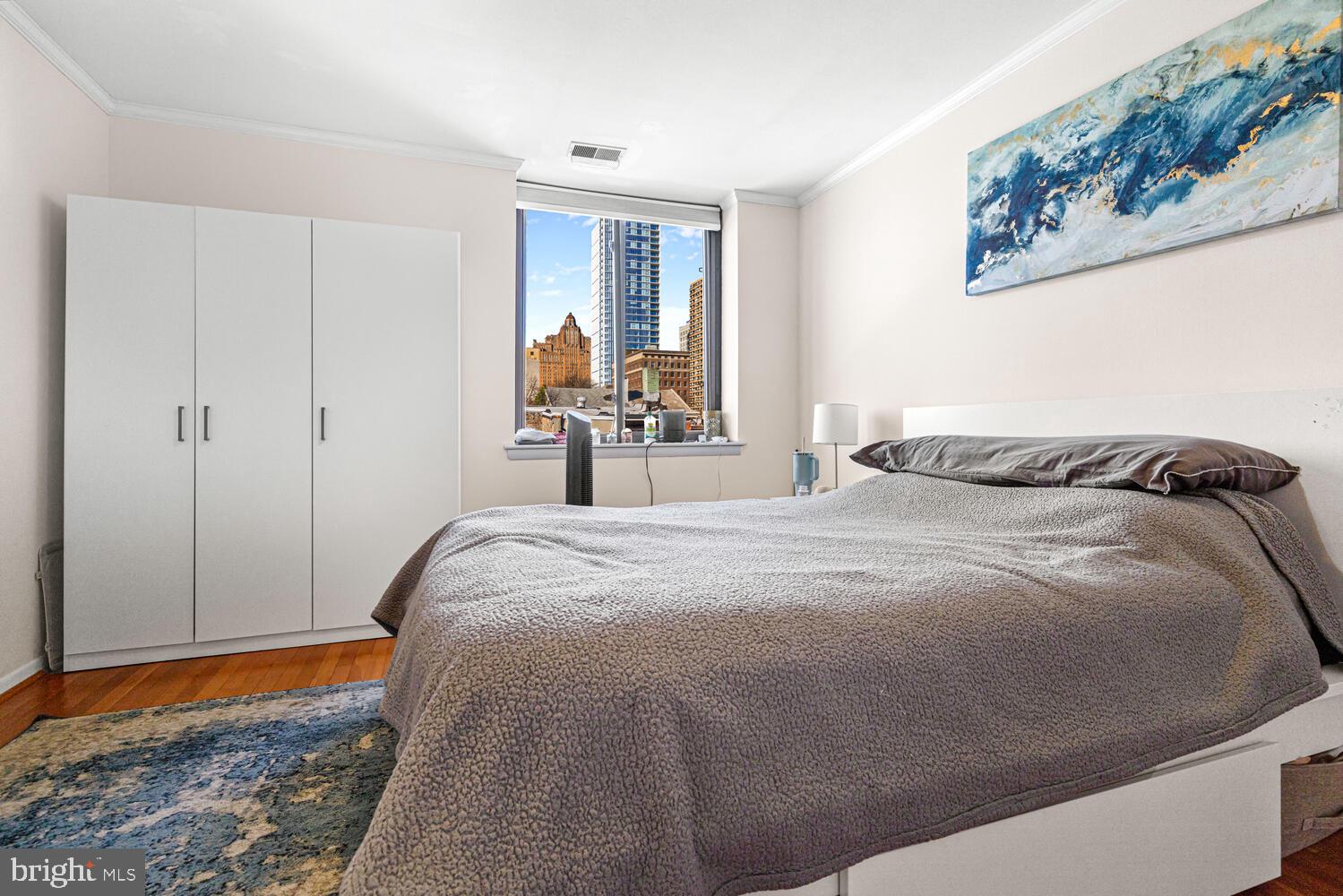 1137 PINE STREET E 300