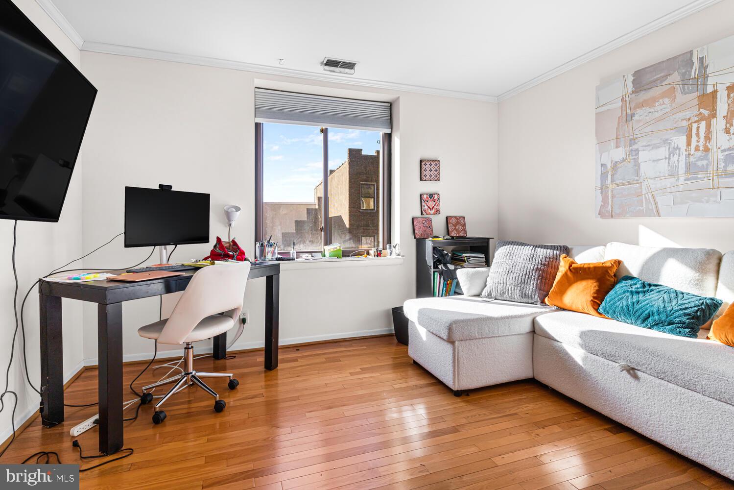 1137 PINE STREET E 300