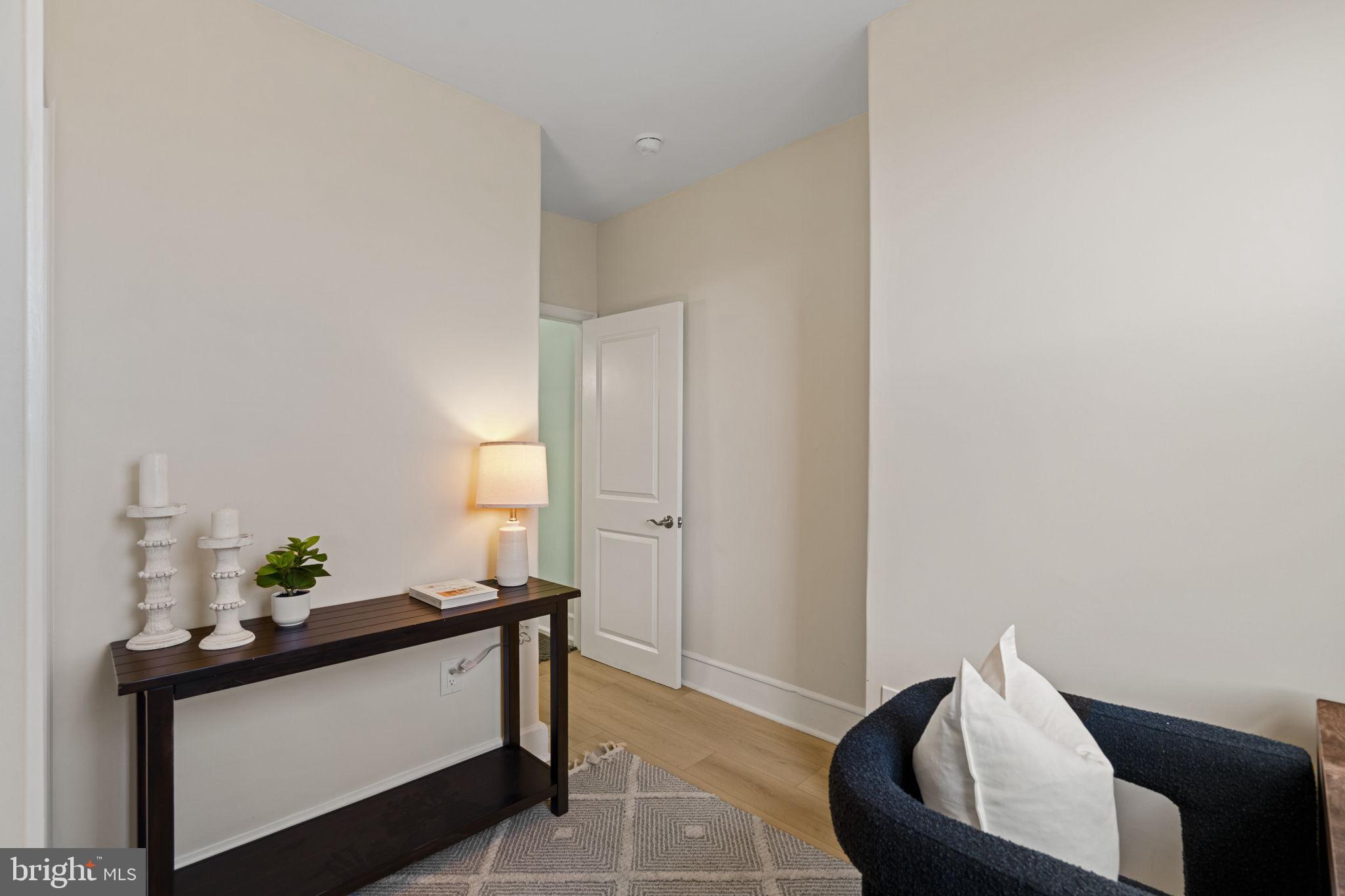 1937 S LAMBERT STREET