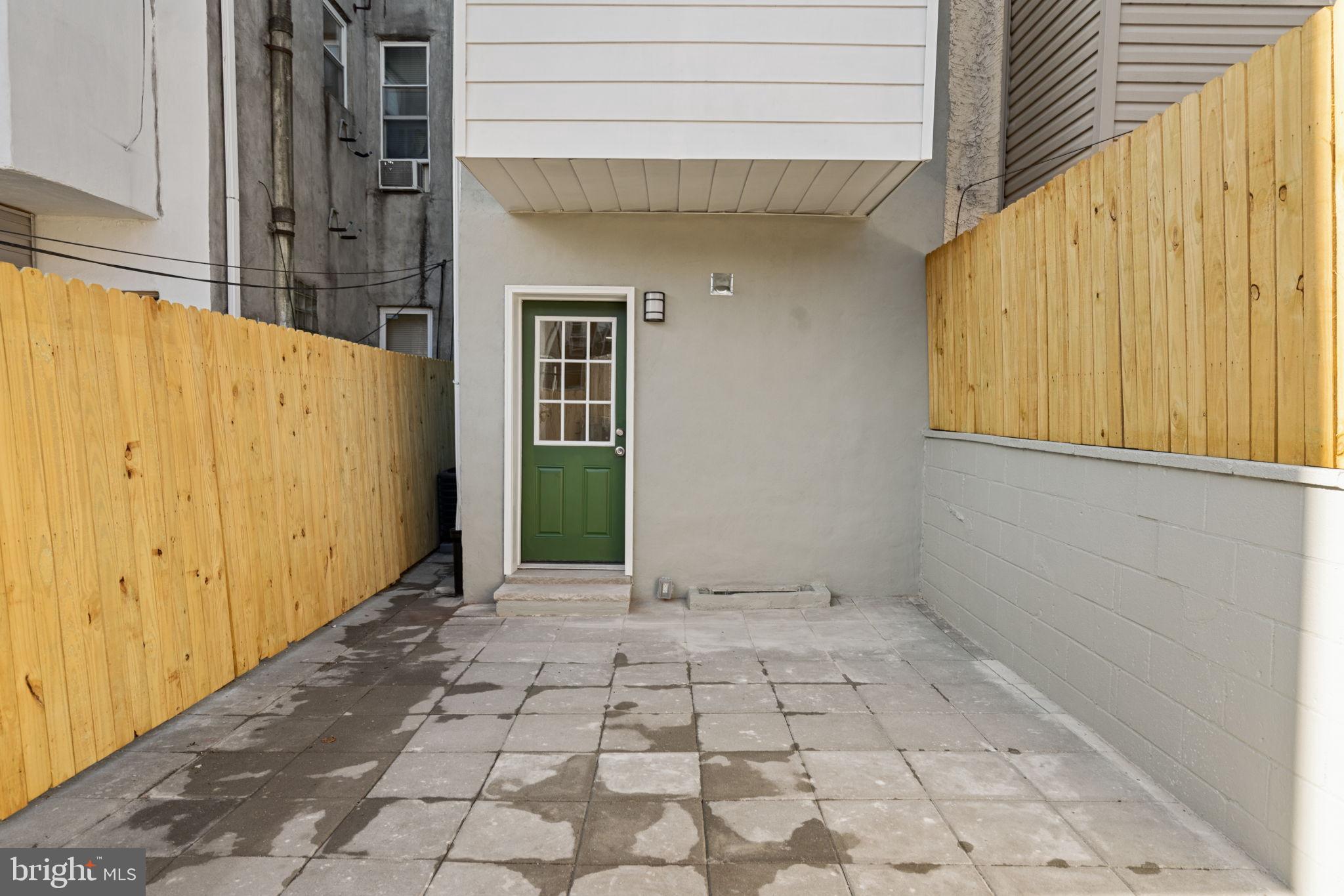 1937 S LAMBERT STREET