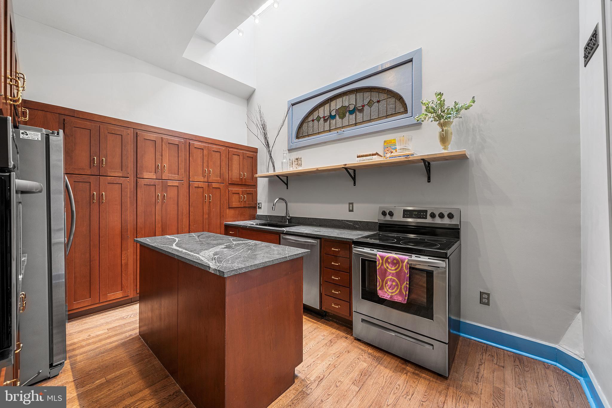 2009 SPRUCE STREET C