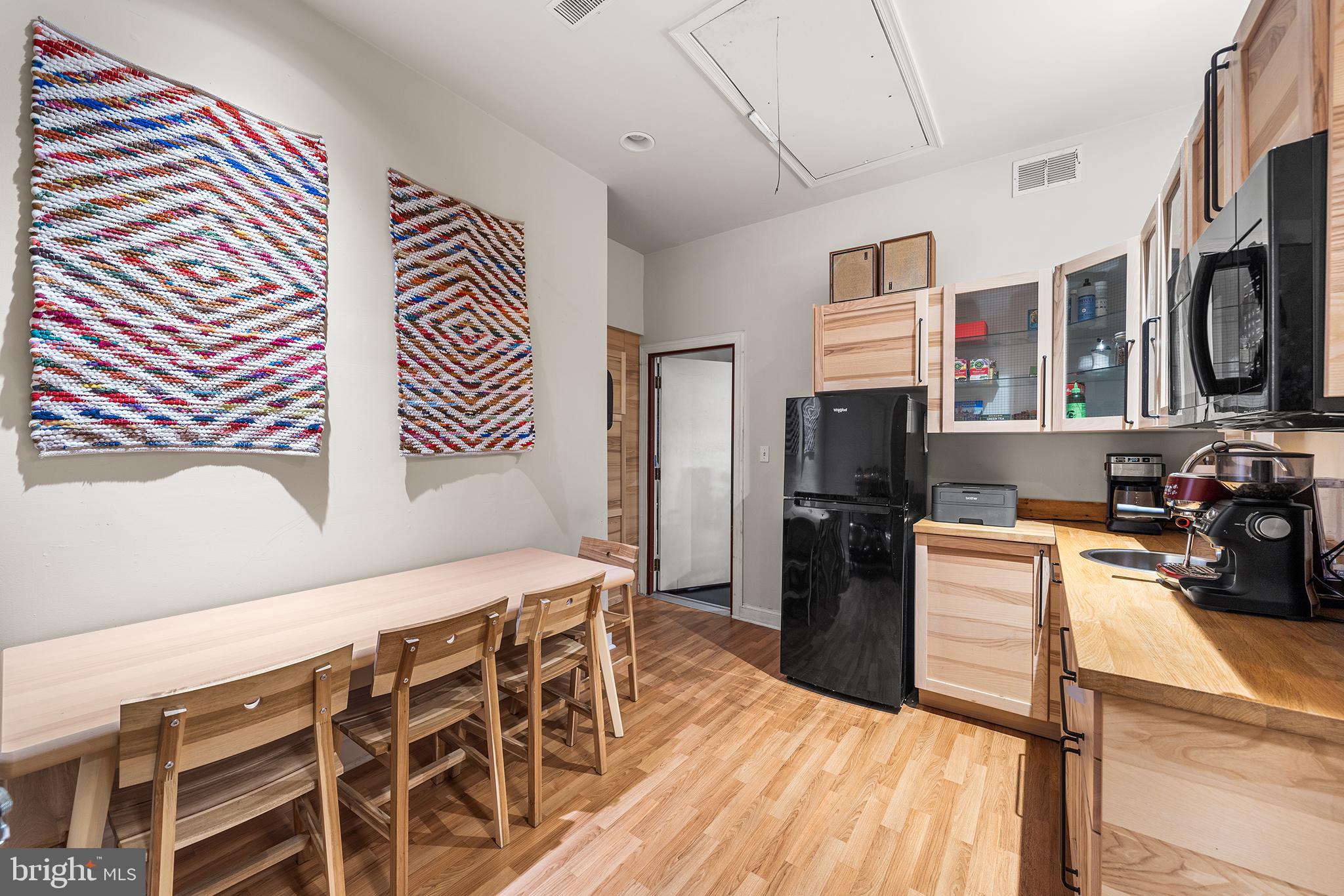 1506 E WILT STREET 14