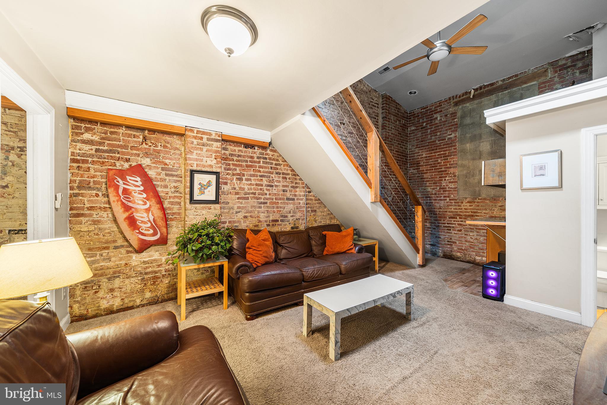 1506 E WILT STREET 14