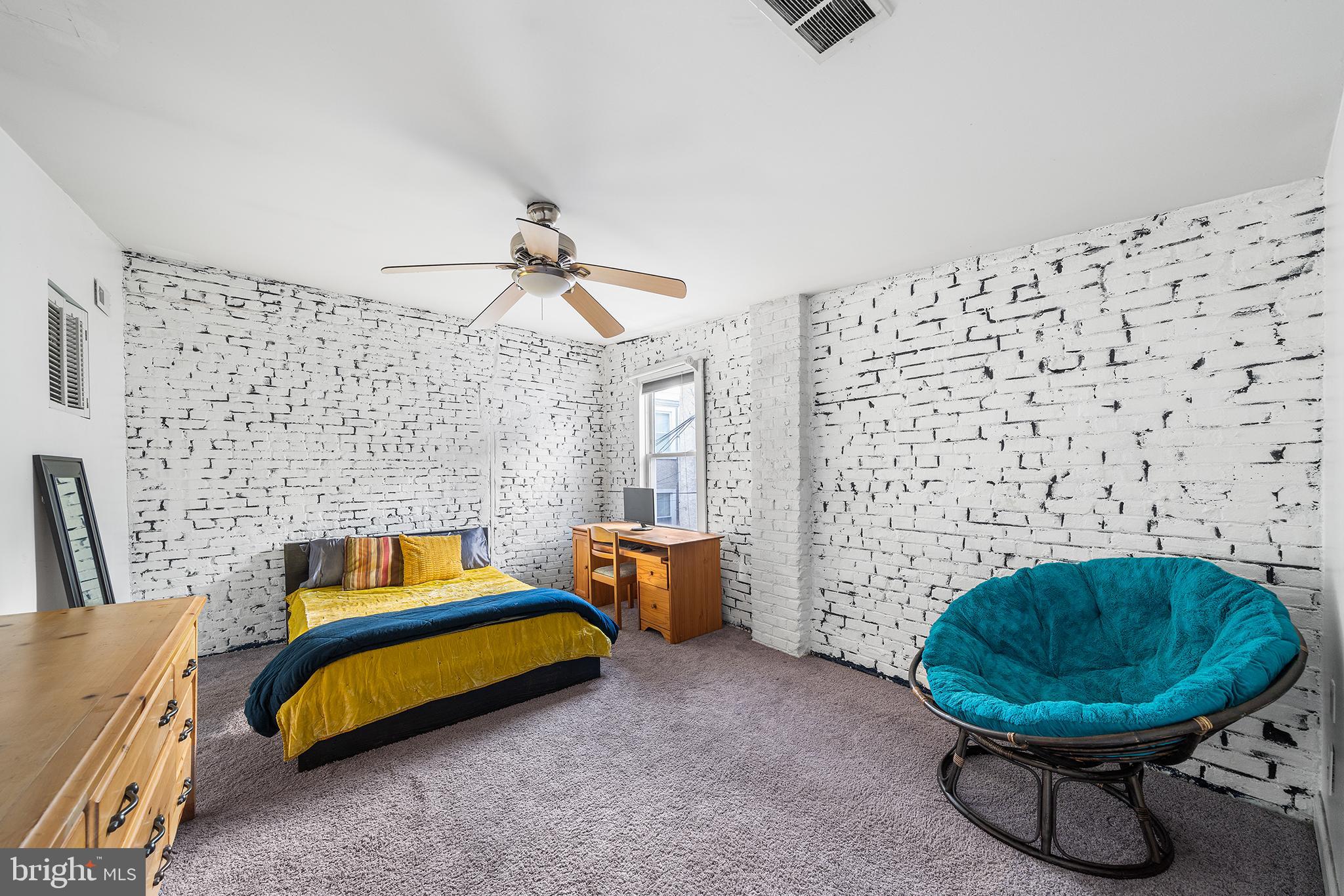 1506 E WILT STREET 14