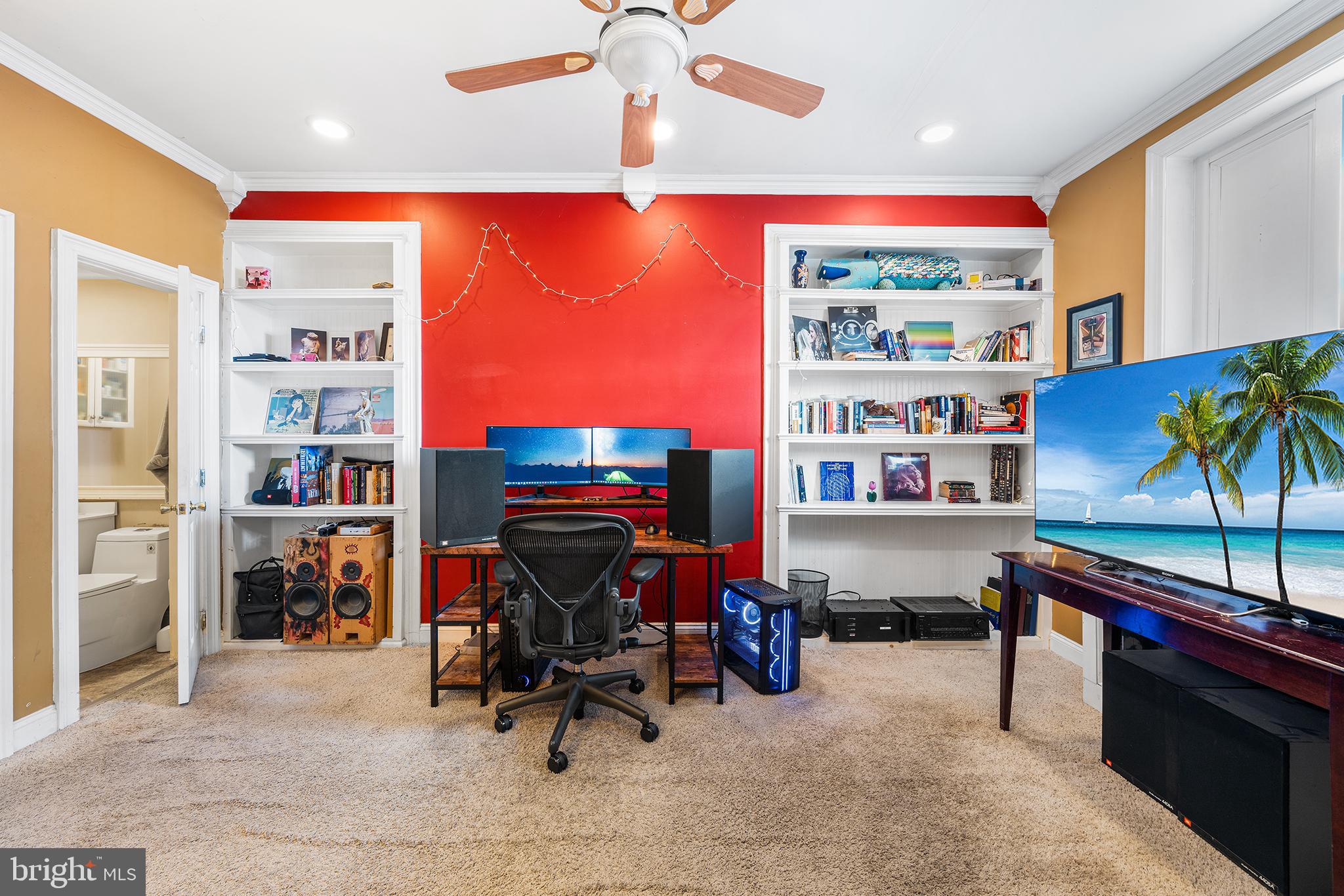 1506 E WILT STREET 14