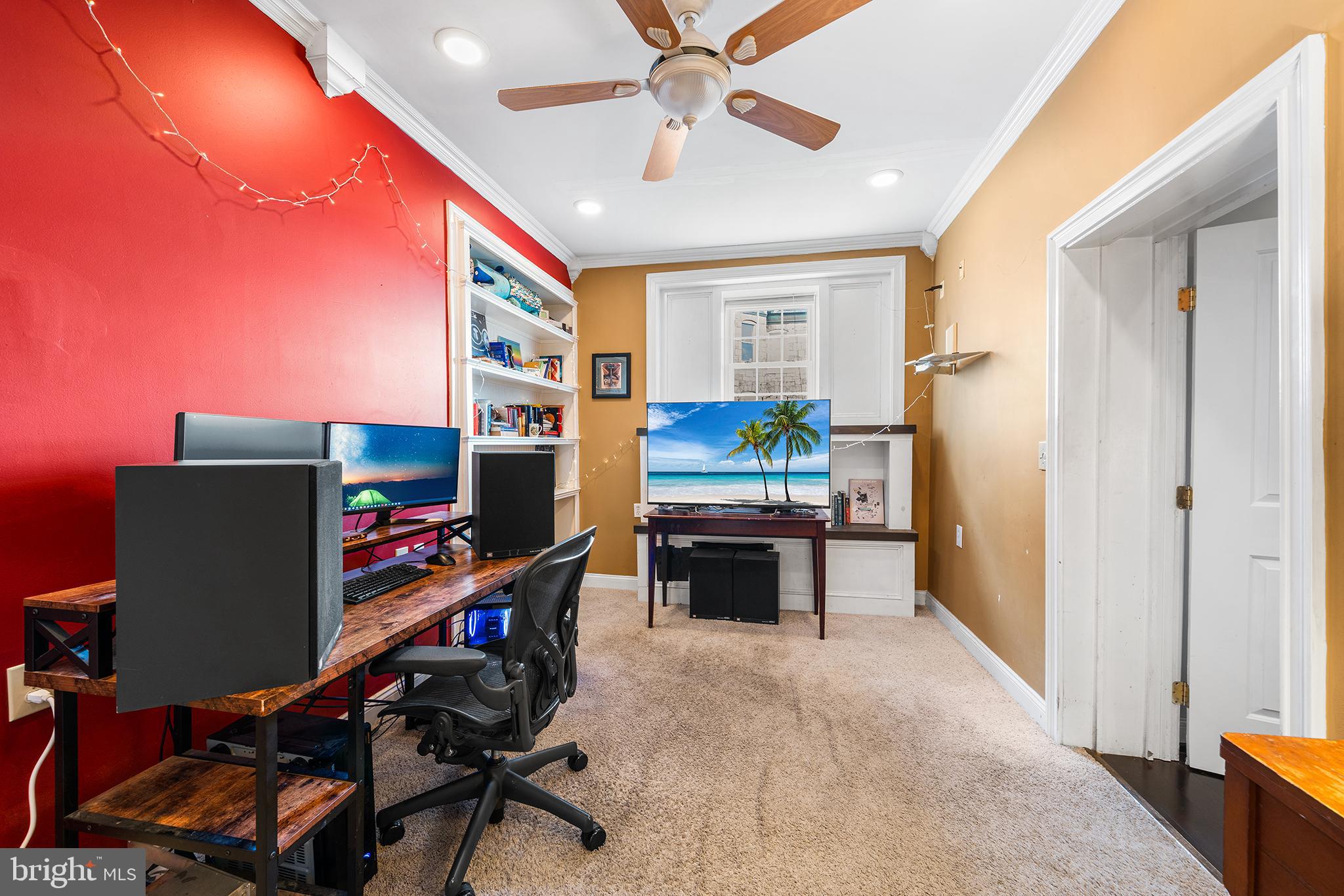 1506 E WILT STREET 14