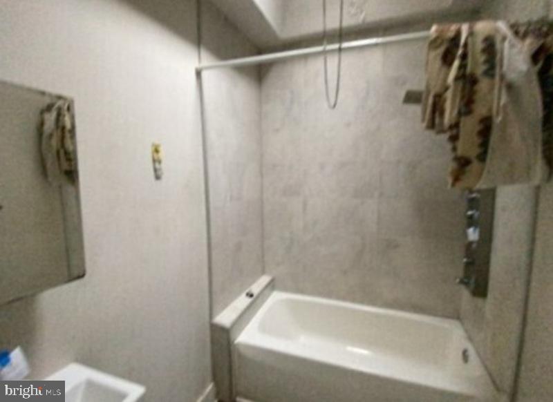 2516 W SOMERSET STREET