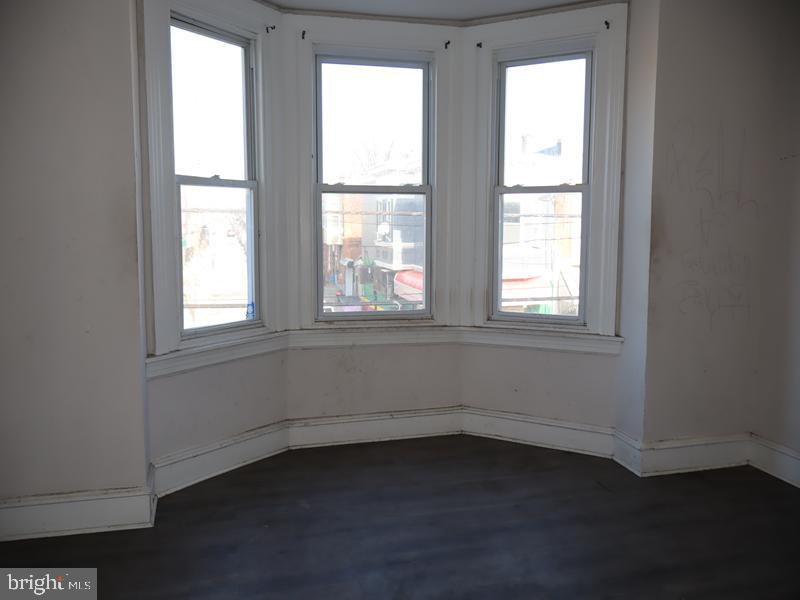 2516 W SOMERSET STREET