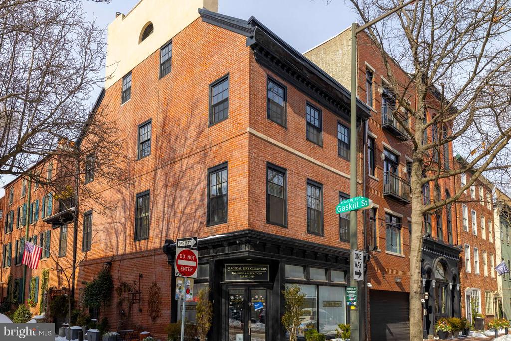 516 S 3RD STREET 3