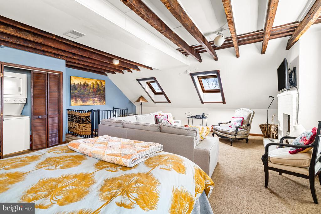 516 S 3RD STREET 3
