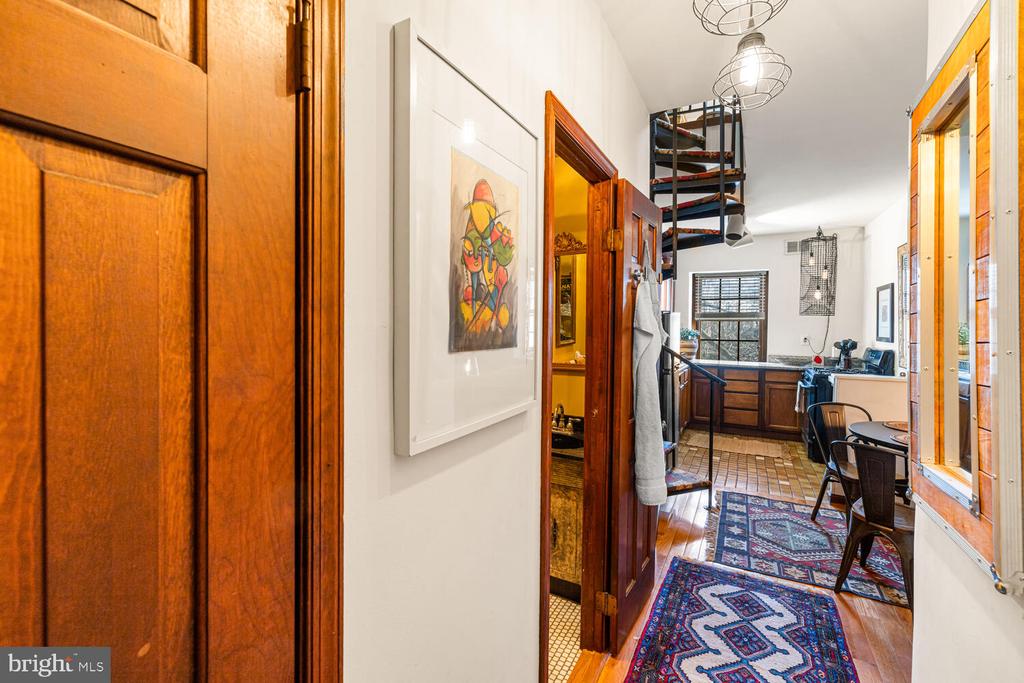 516 S 3RD STREET 3
