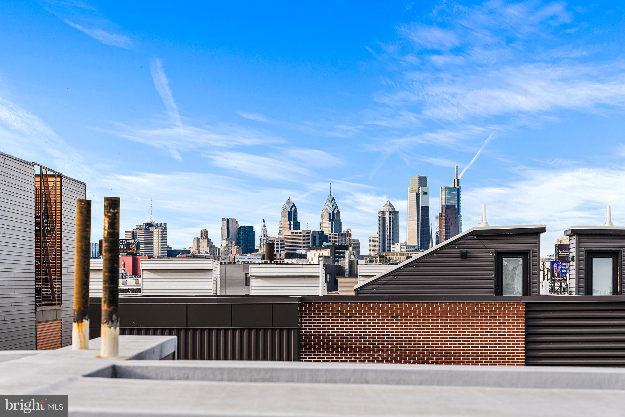 963 SHACKAMAXON STREET 4