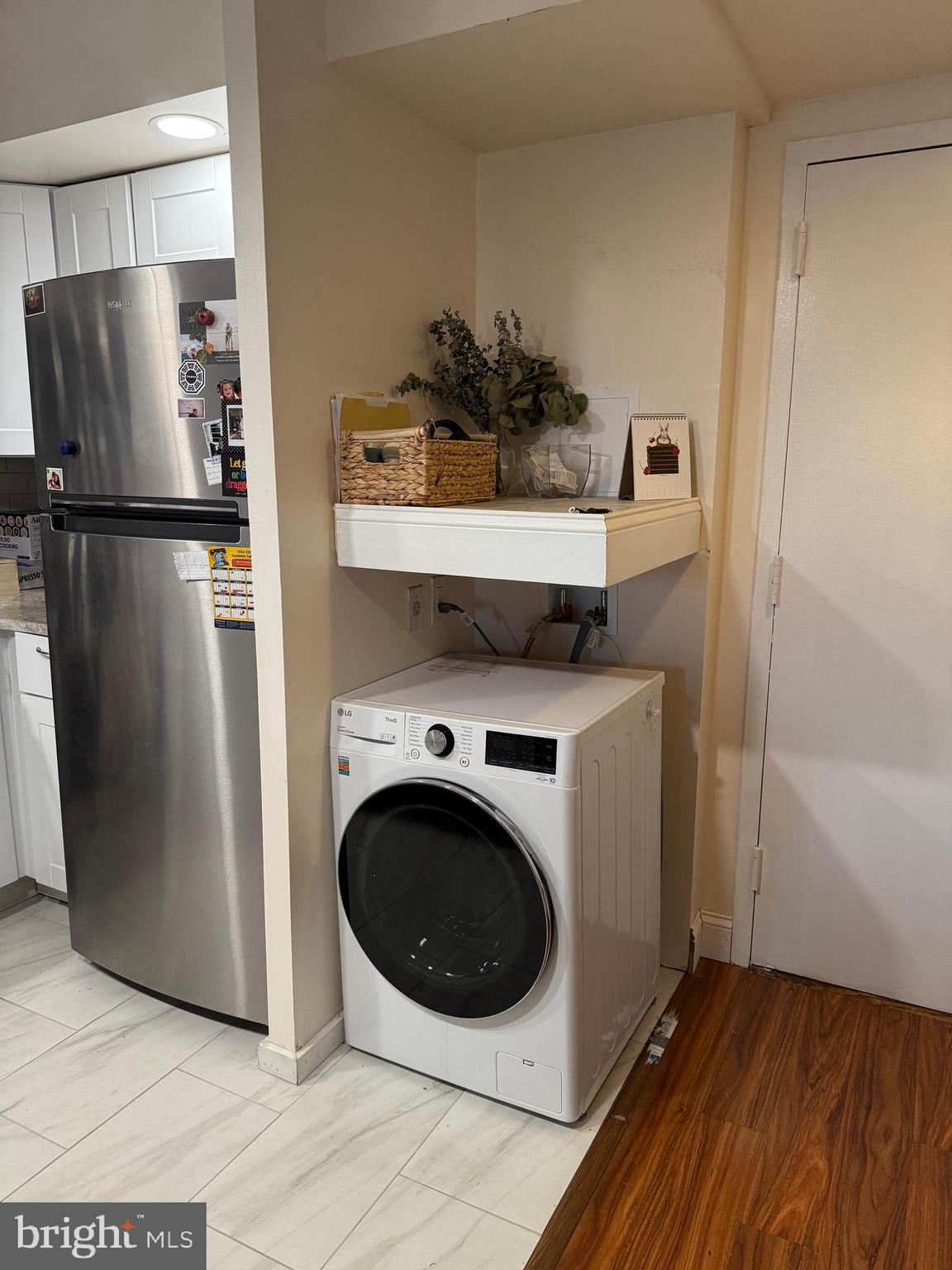 200 LOMBARD STREET 10 633