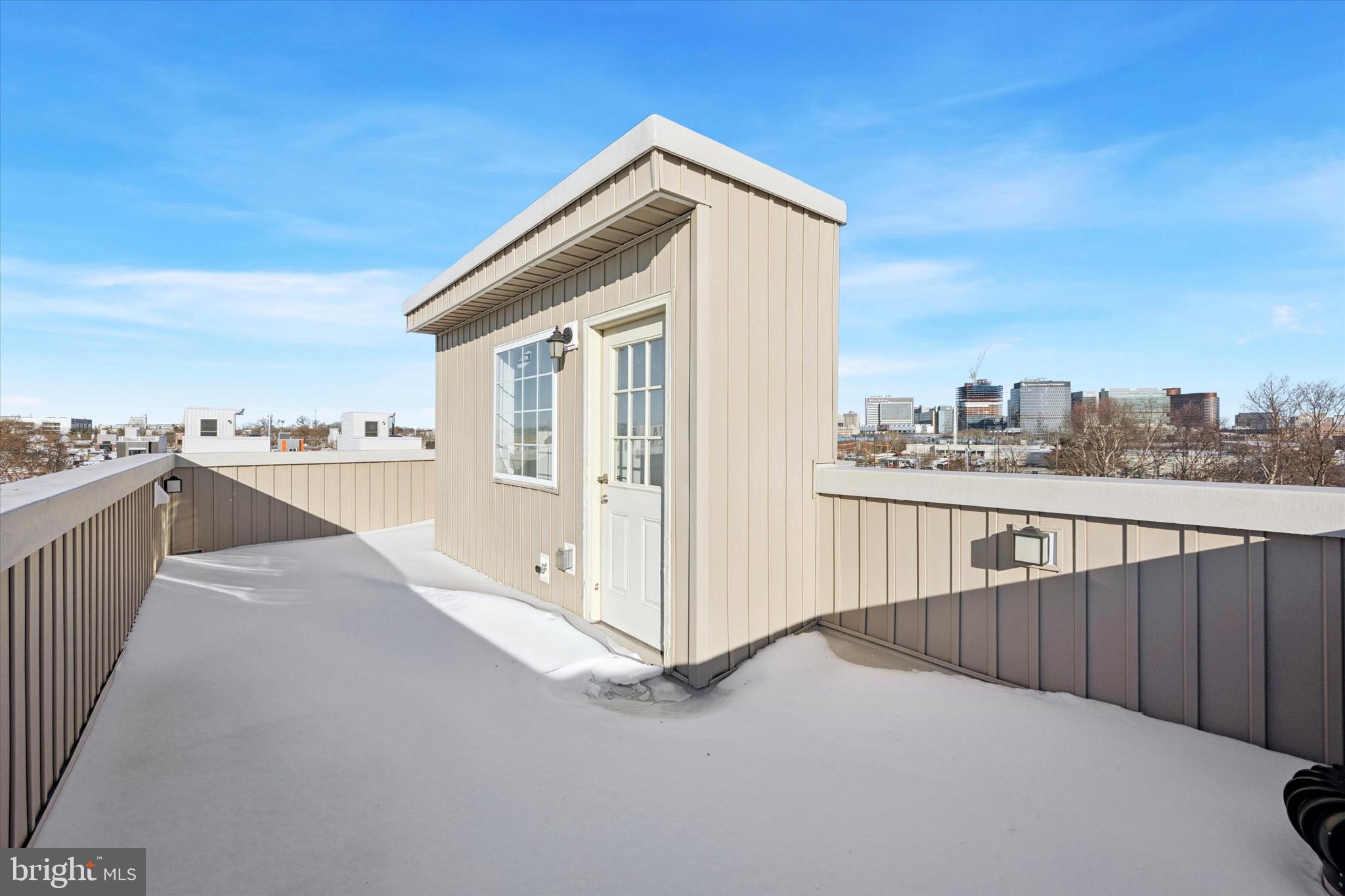 1327 S HOLLYWOOD STREET