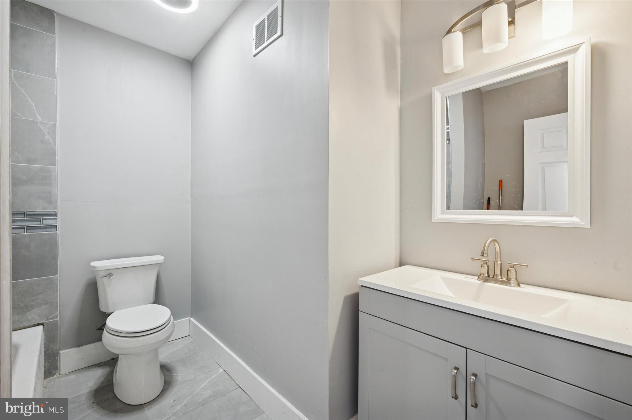 1719 W NORRIS STREET