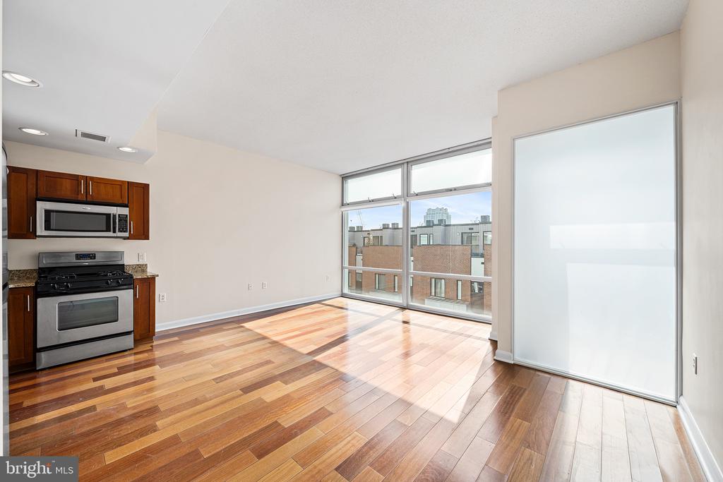 22 S FRONT STREET 502