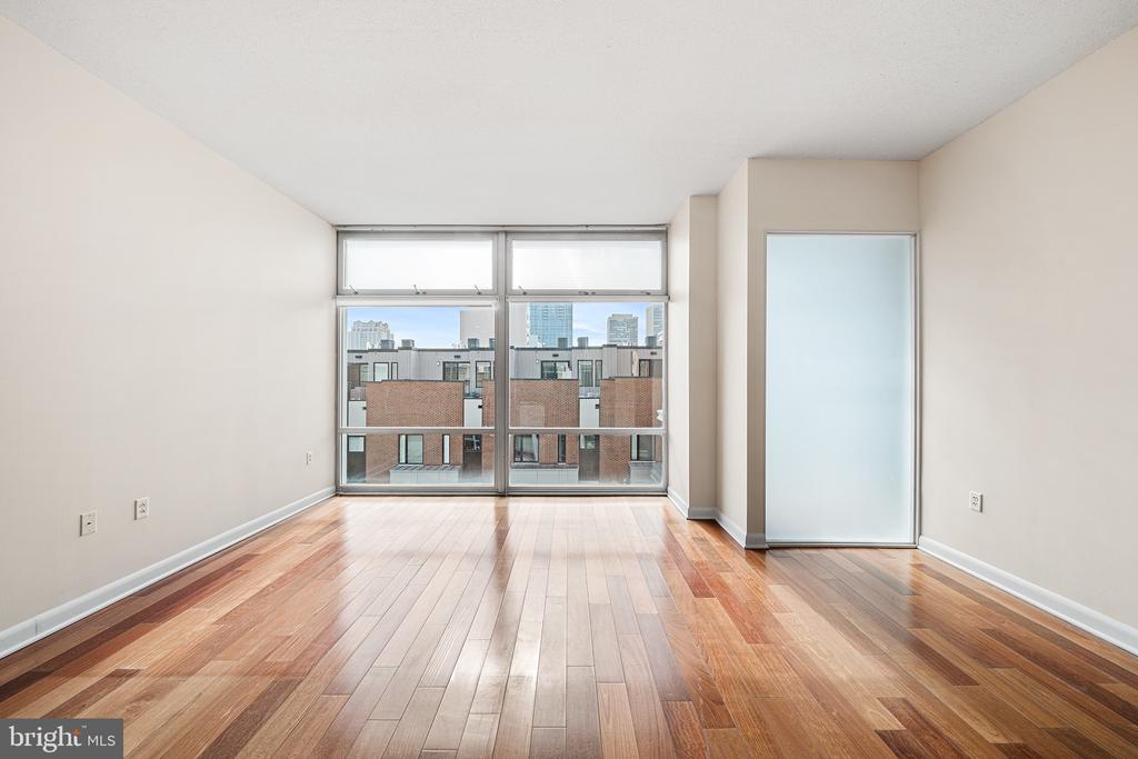 22 S FRONT STREET 502