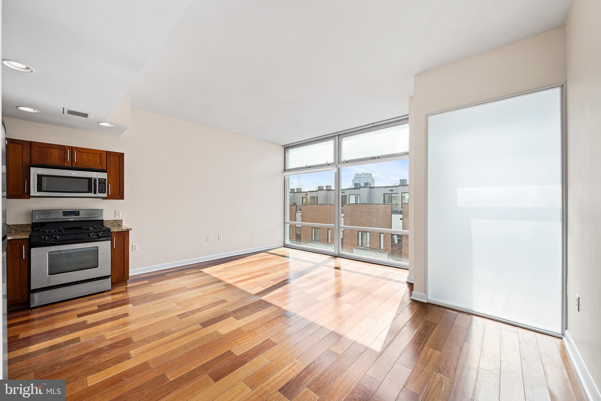 22 S FRONT STREET 502