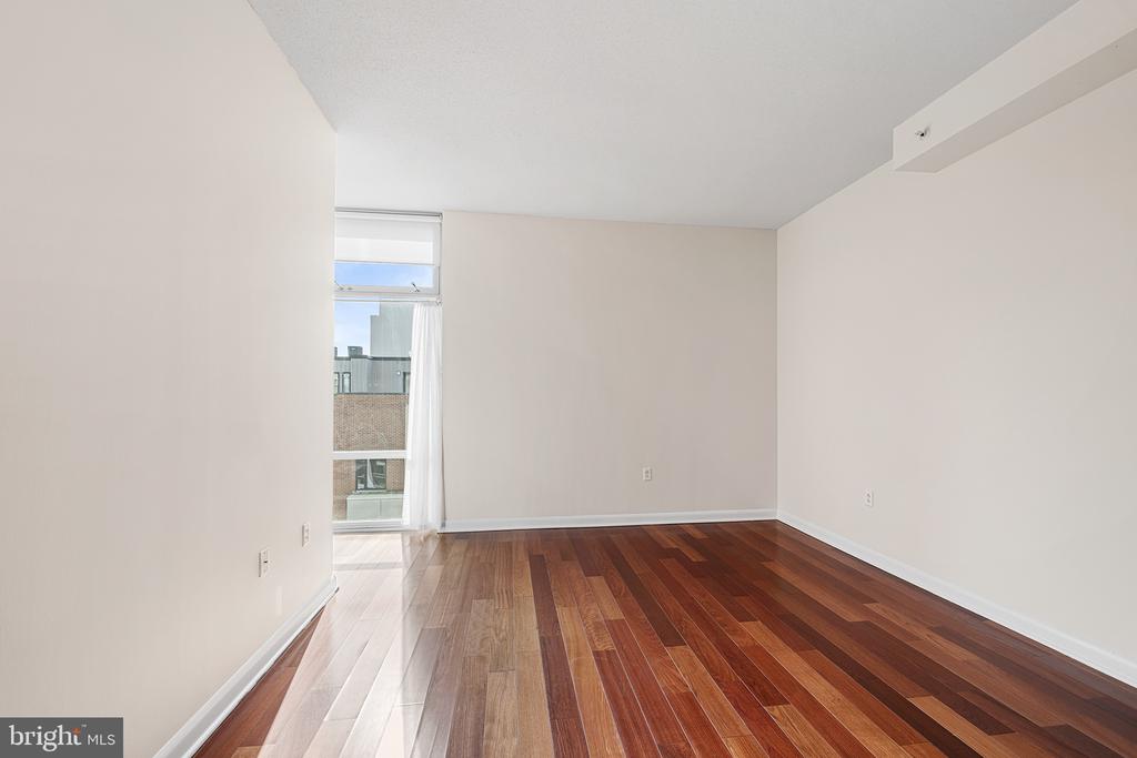22 S FRONT STREET 502