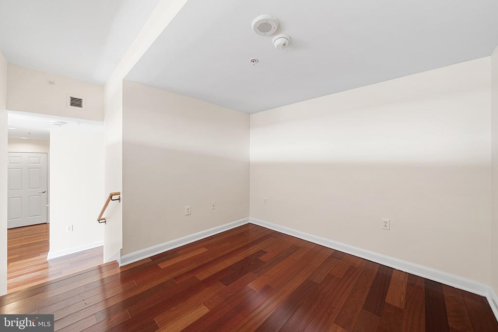 22 S FRONT STREET 502
