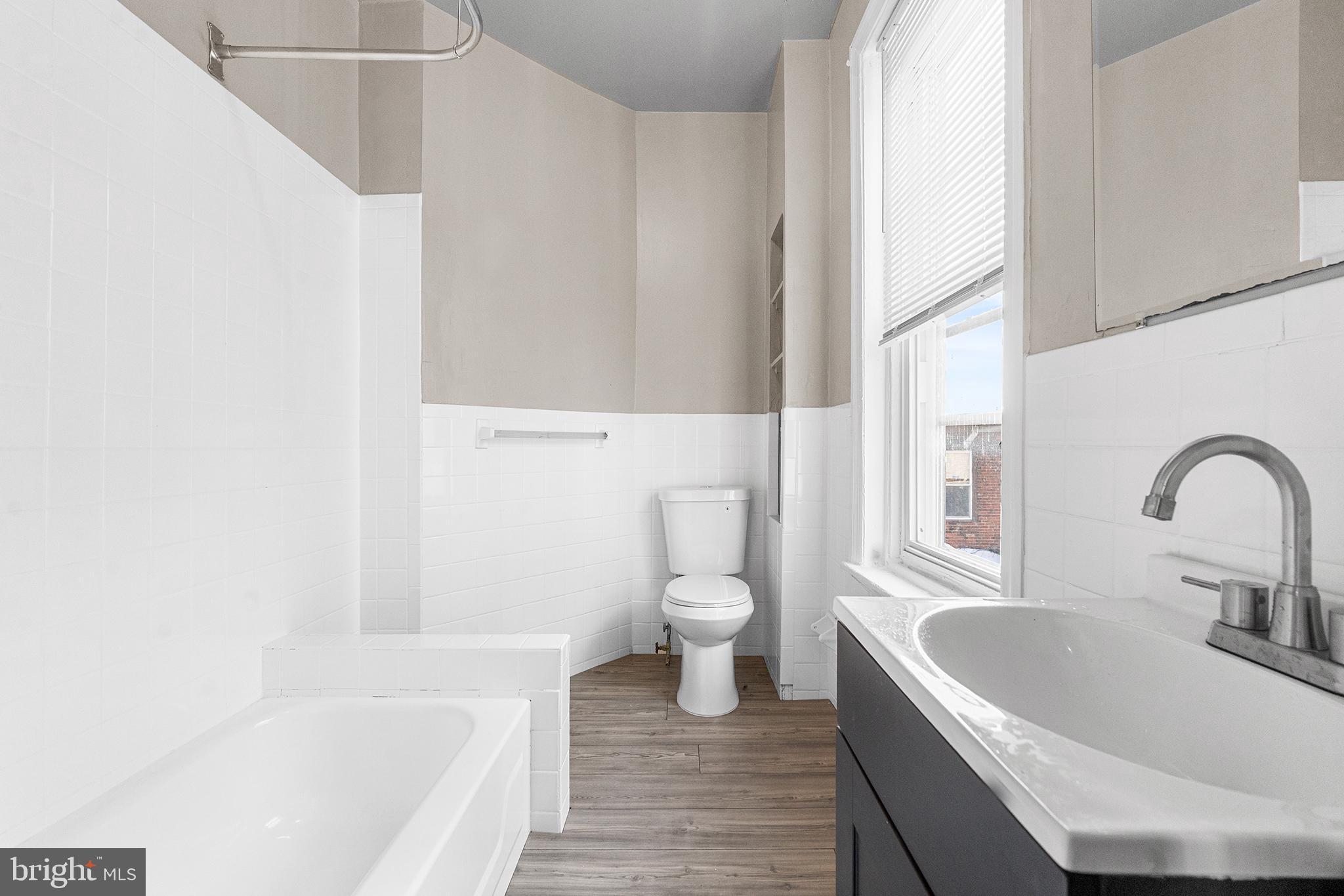 5510 WALNUT STREET 2R