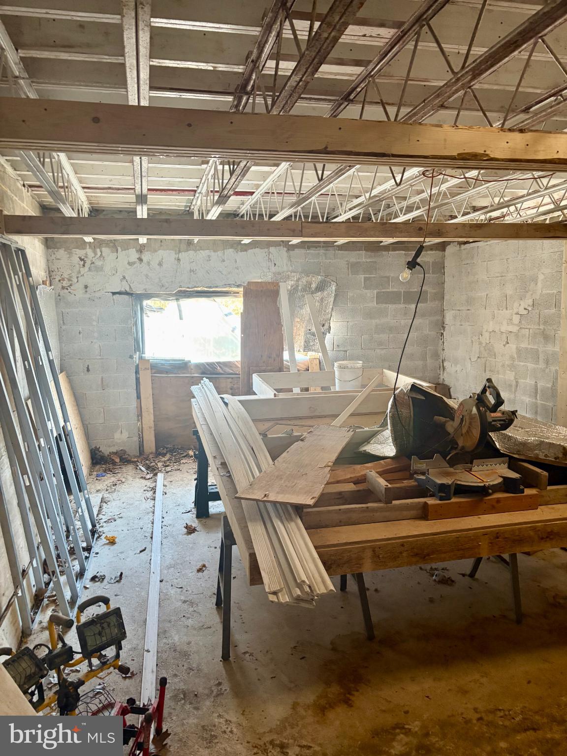 7615 SAINT MARTINS LANE