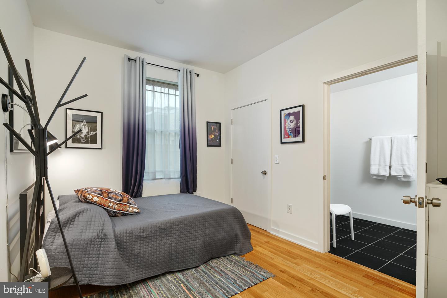 1918-20 E CUMBERLAND STREET