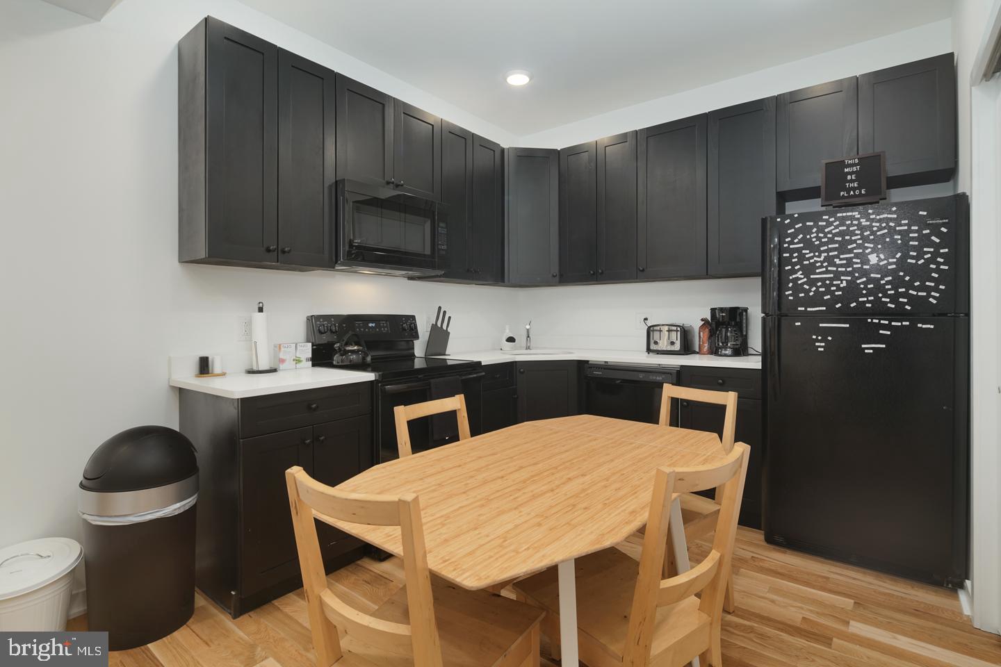 1918-20 E CUMBERLAND STREET